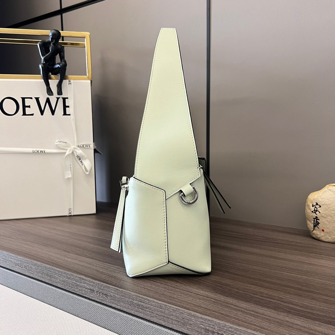 Loew Puzzle 28.7cm Hobo Bag Light Green Smooth Calfskin