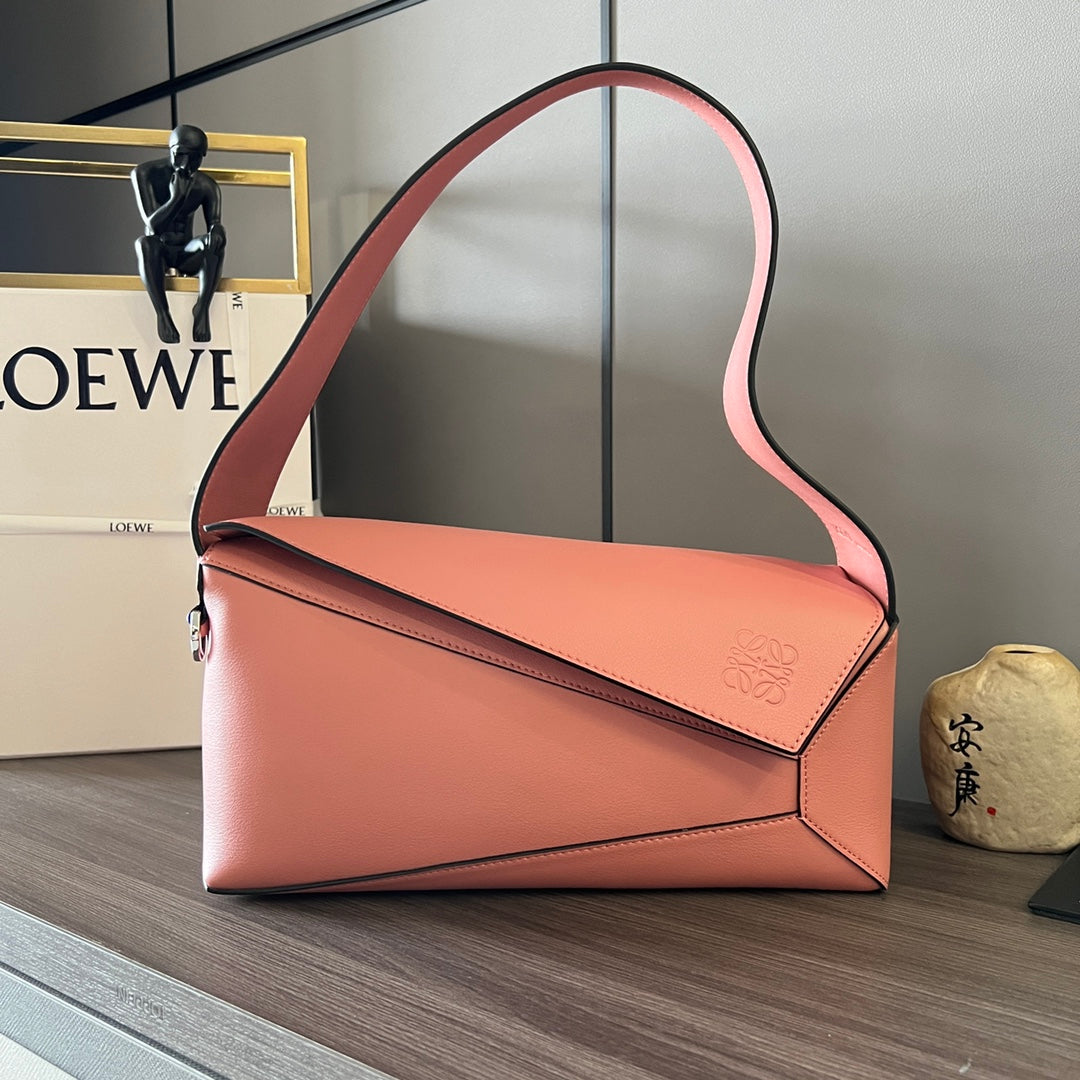 Loew Puzzle 28.7cm Hobo Bag Pink Smooth Calfskin