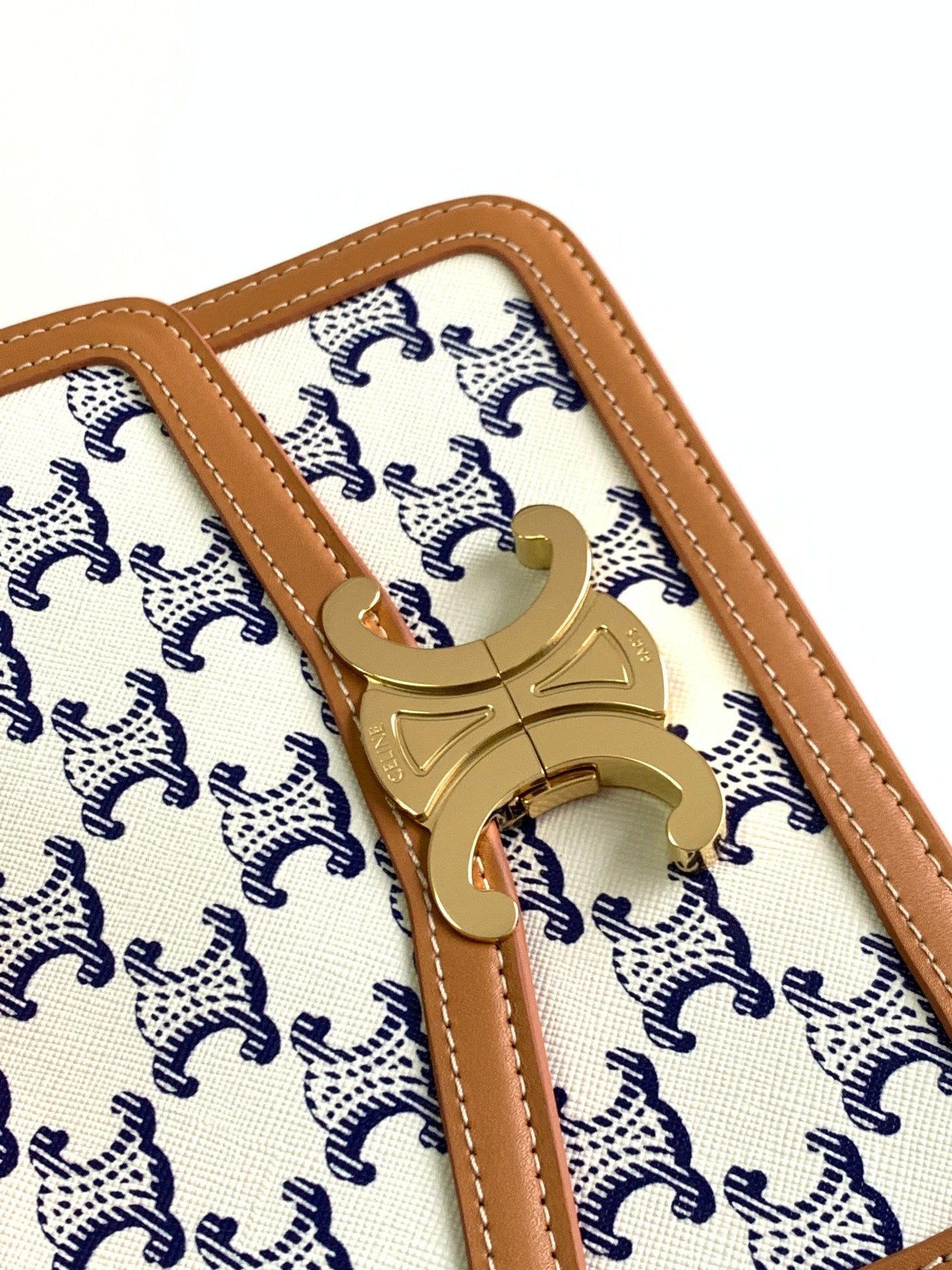 TEEN TRIOMPHE 18.5 WHITE BLUE MONOGRAM CANVAS BROWN CALFSKIN