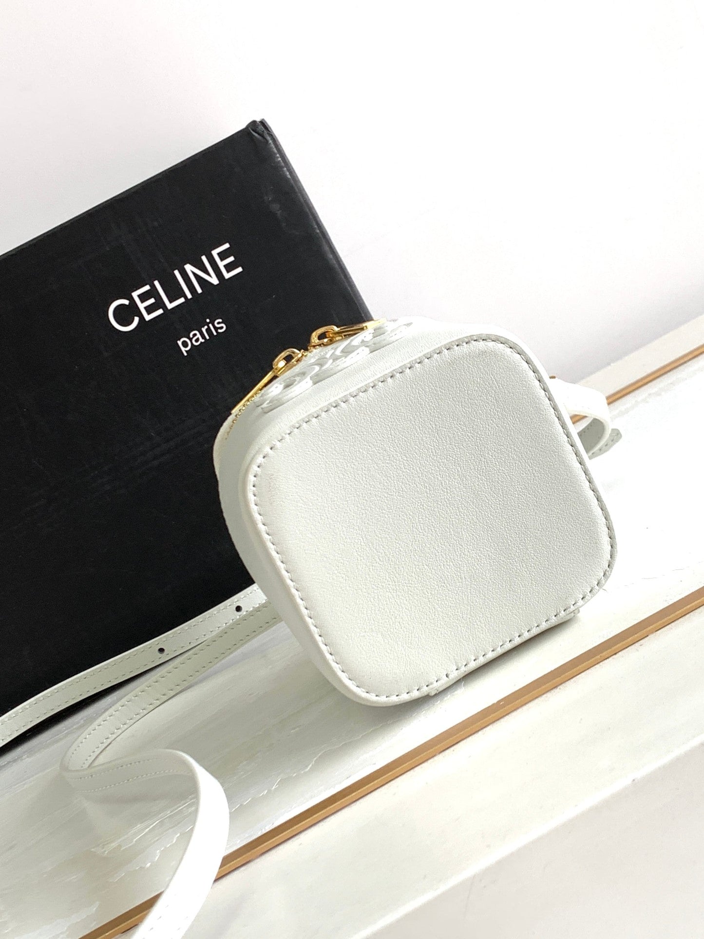 MINI VANITY CASE TRIOMPHE WHITE CALFSKIN