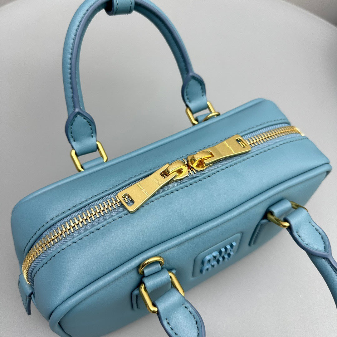 ARCADIE SMALL 22 BAG IN BLUE MINT CALFSKIN