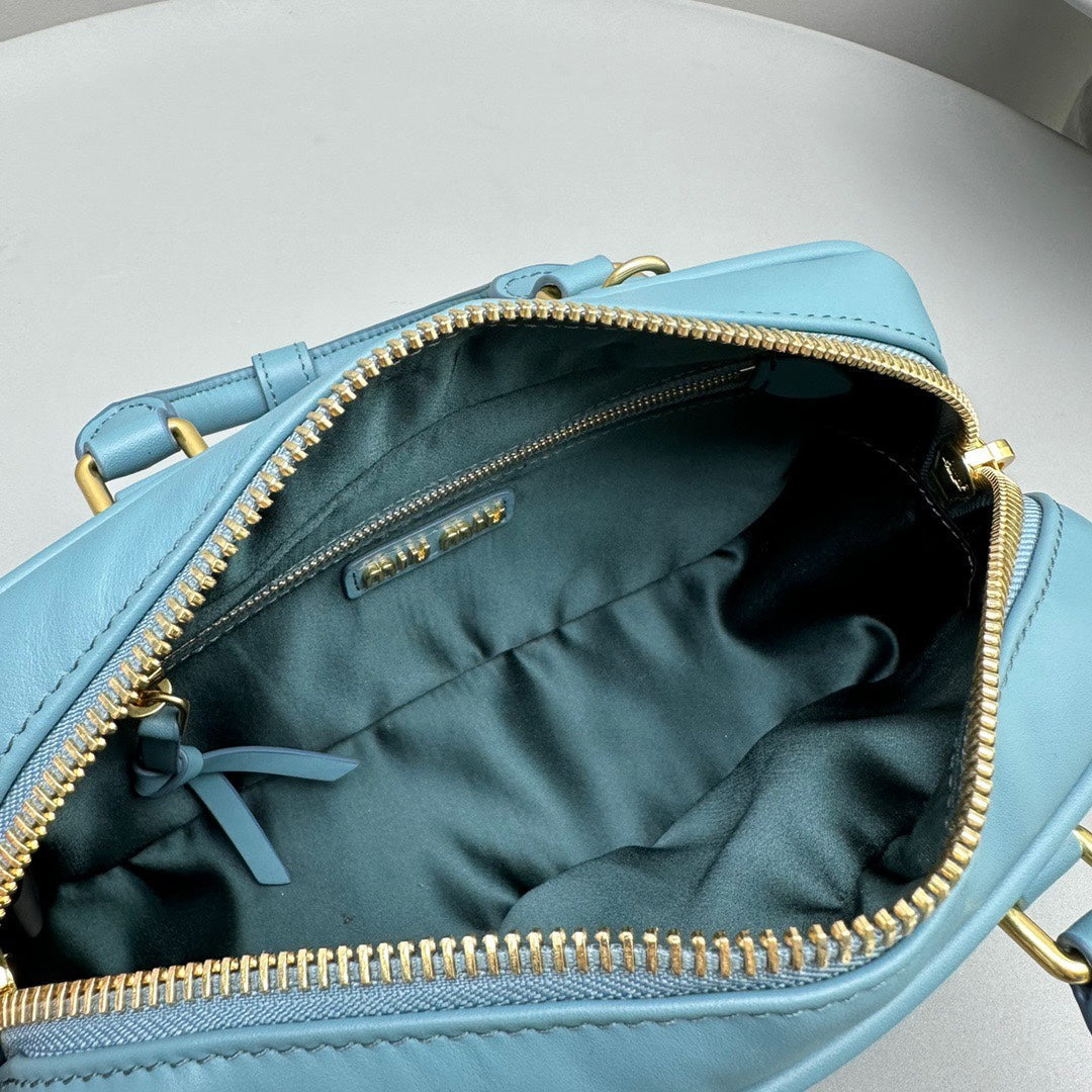 ARCADIE SMALL 22 BAG IN BLUE MINT CALFSKIN