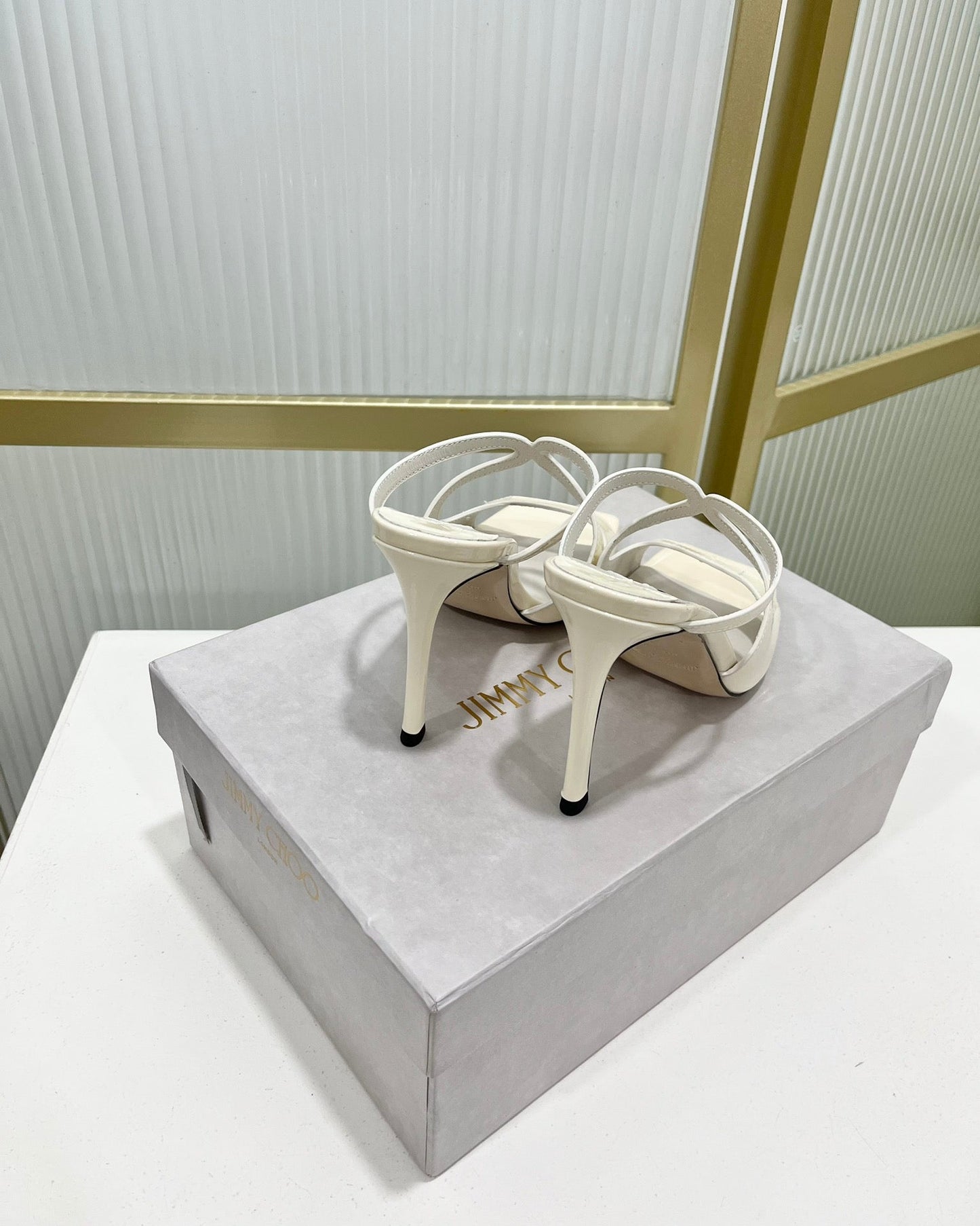 Jimmy Anise 85 In Ivory White Glossy Cowhide Mules 587692