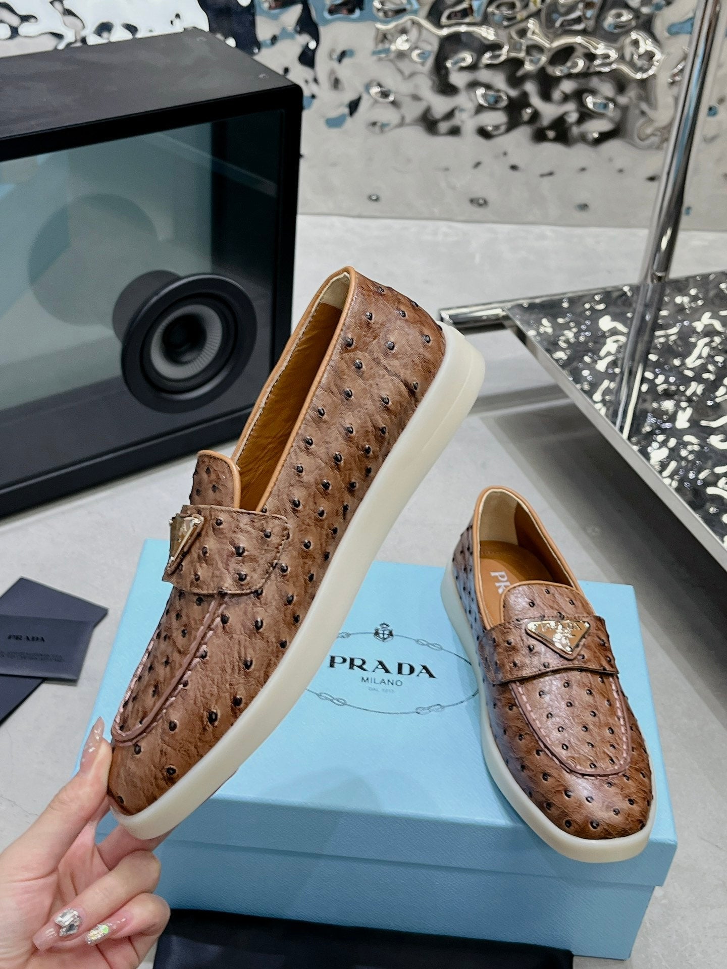 PRA OSTRICH PATTERN LOAFERS CARAMEL CALFSKIN