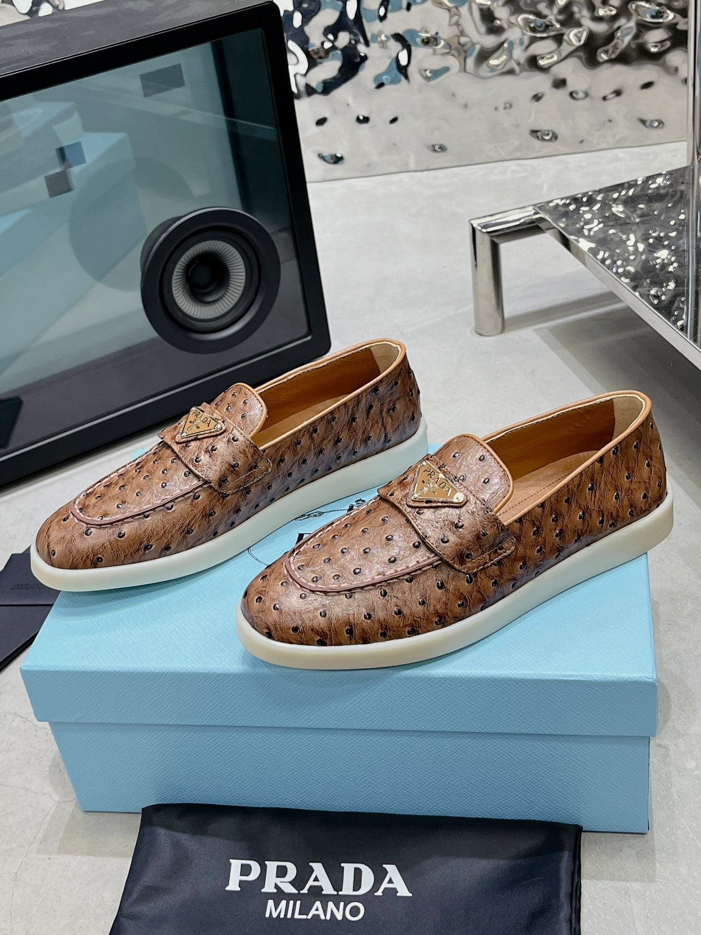 PRA OSTRICH PATTERN LOAFERS CARAMEL CALFSKIN