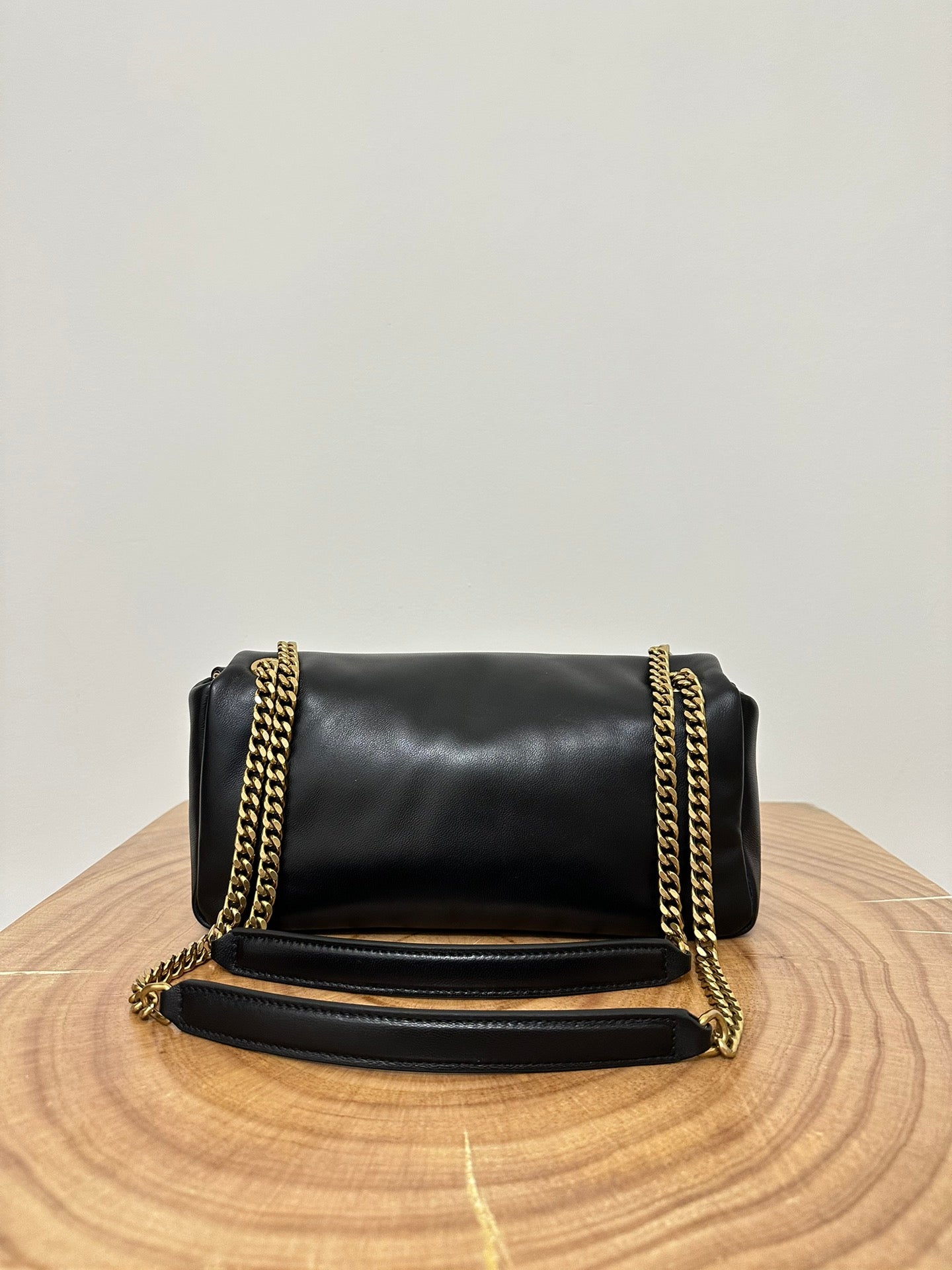 SL 26cm Calypso Chain Bag Black Leather