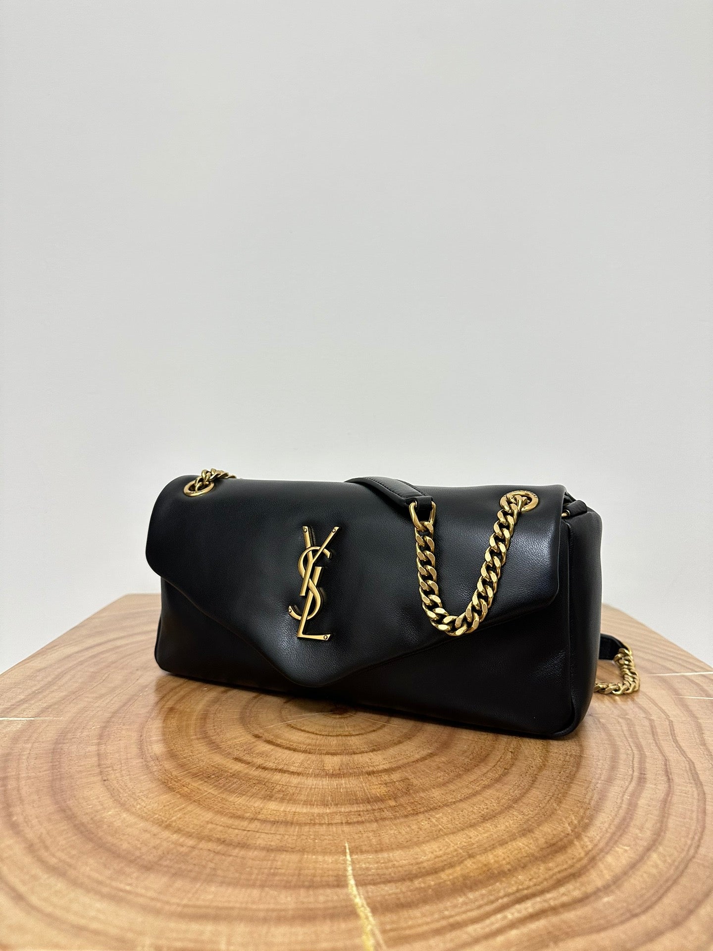 SL 26cm Calypso Chain Bag Black Leather