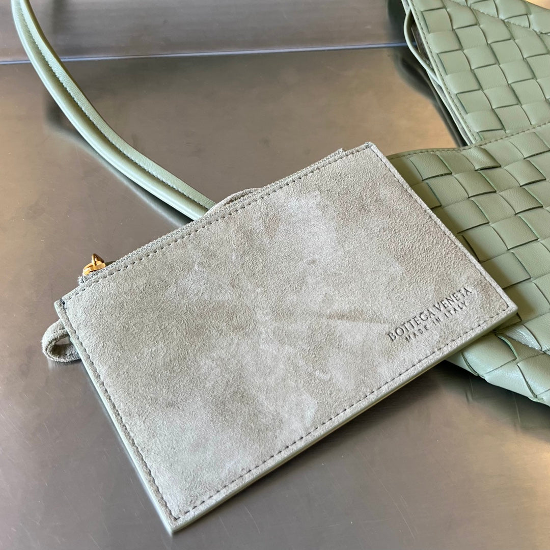 MINI SOLSTICE 30 SARDINE GREY LAMBSKIN