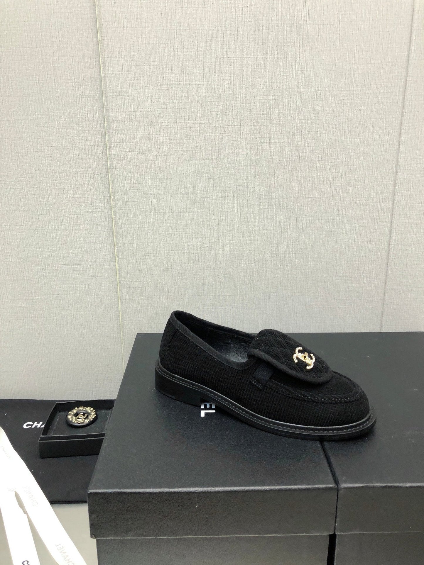 moccasins black denim 40mm