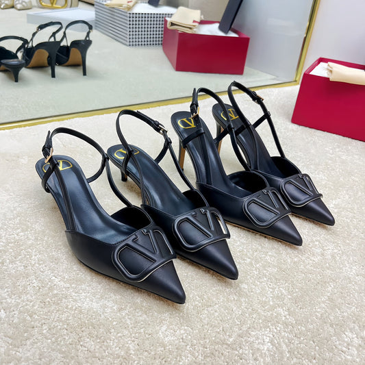 VLOGO SLINGBACK PUMP IN BLACK CALFSKIN LEATHER