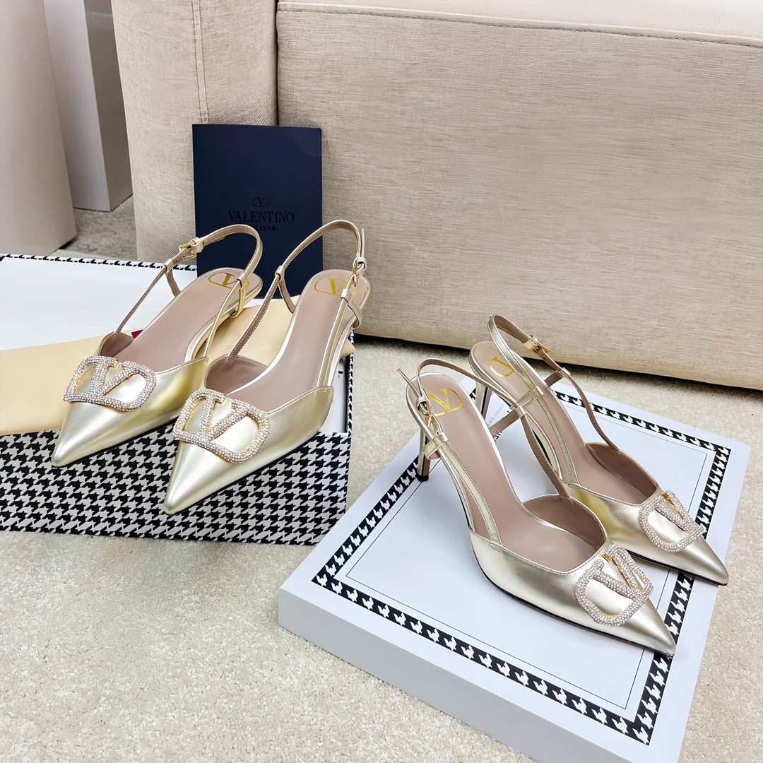 VLOGO SLINGBACK PUMP IN LIGHT GOLD CALFSKIN LEATHER