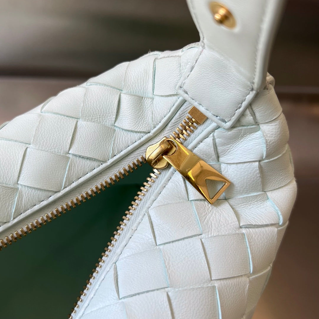 WALLACE 22 BAG IN WHITE CALFSKIN