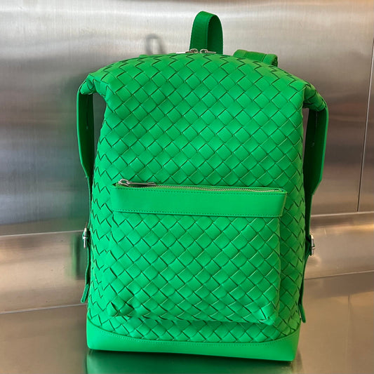 BACKPACK 42 IN PARAKEET GREEN CALFSKIN