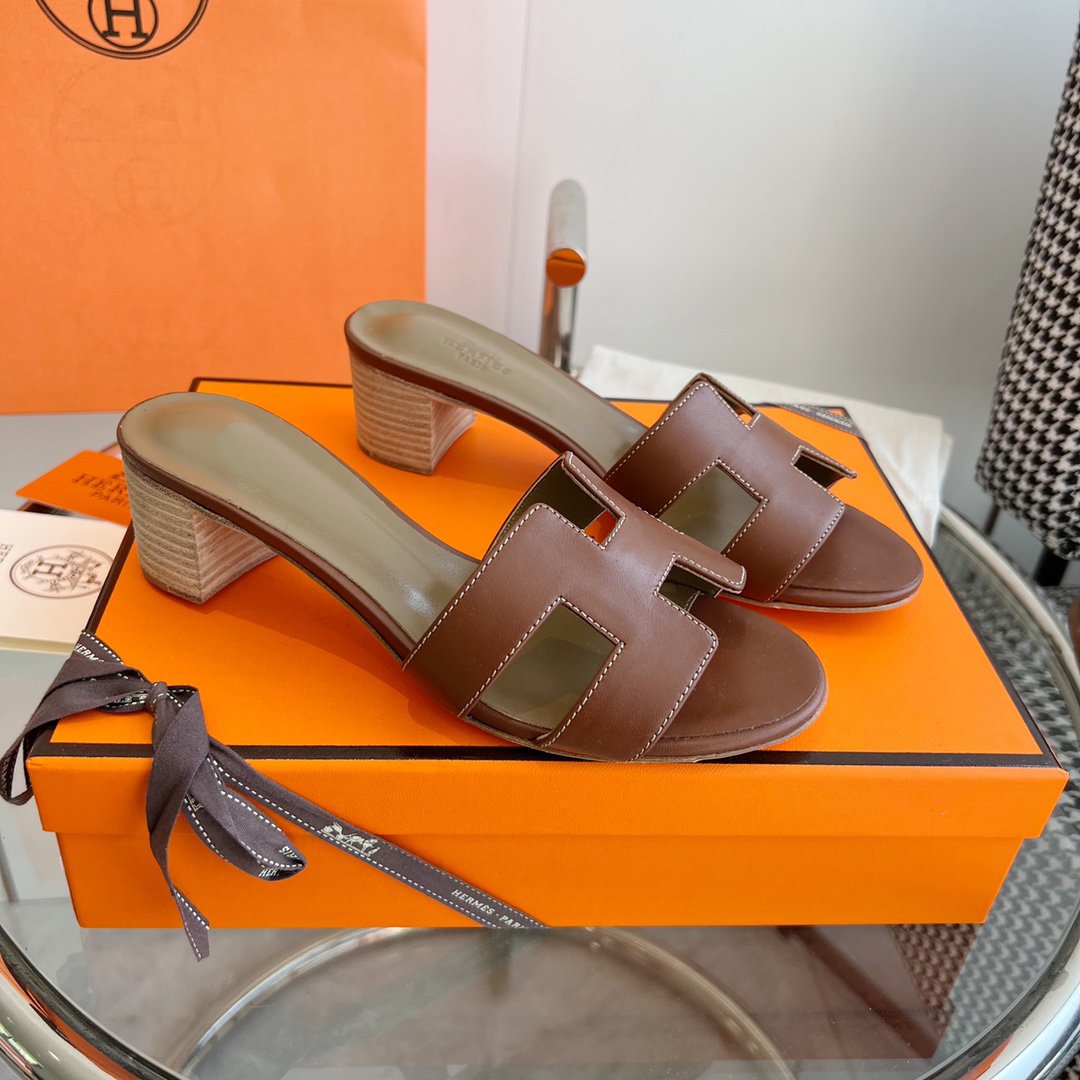 Oasis Sandal 50 Brown Etan Calfskin