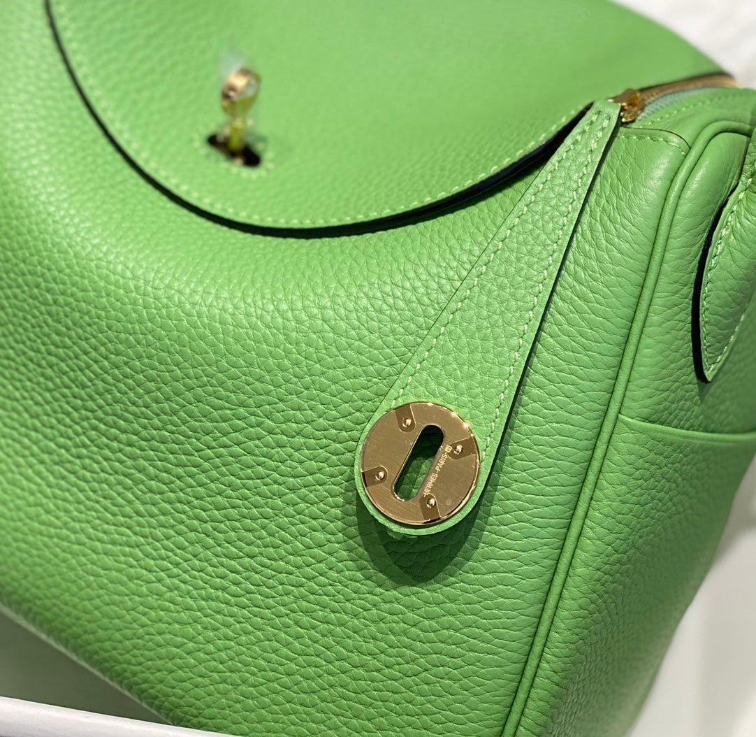 HM LINDY 26 BAG KELLY GREEN TAURILLON CLEMENCE LEATHER