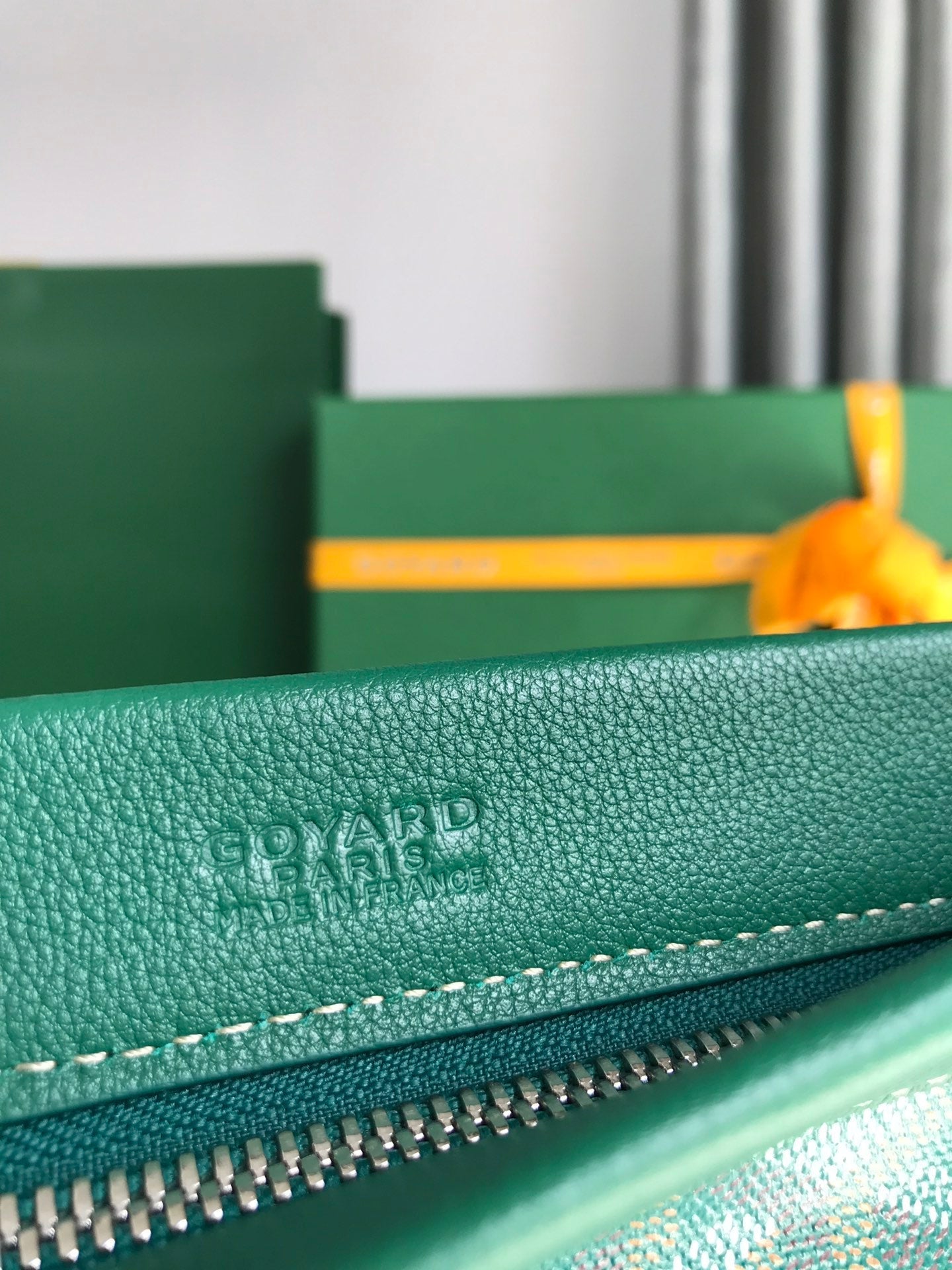 CONTI POUCH 24 IN GREEN LAMBSKIN AND GOYARDINE CANVAS