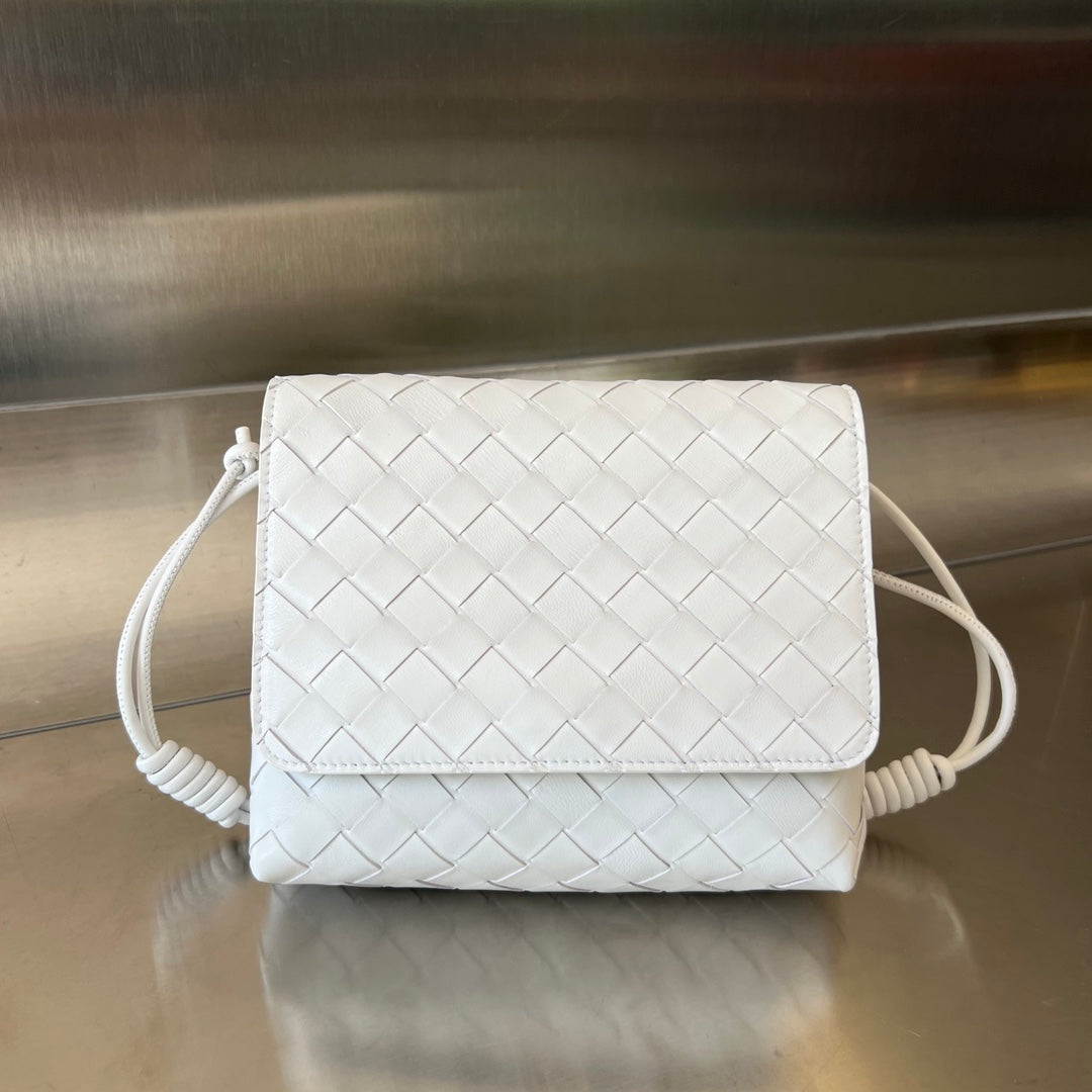 BV Mini Crossbody Bag 19cm White Calfskin Ghw