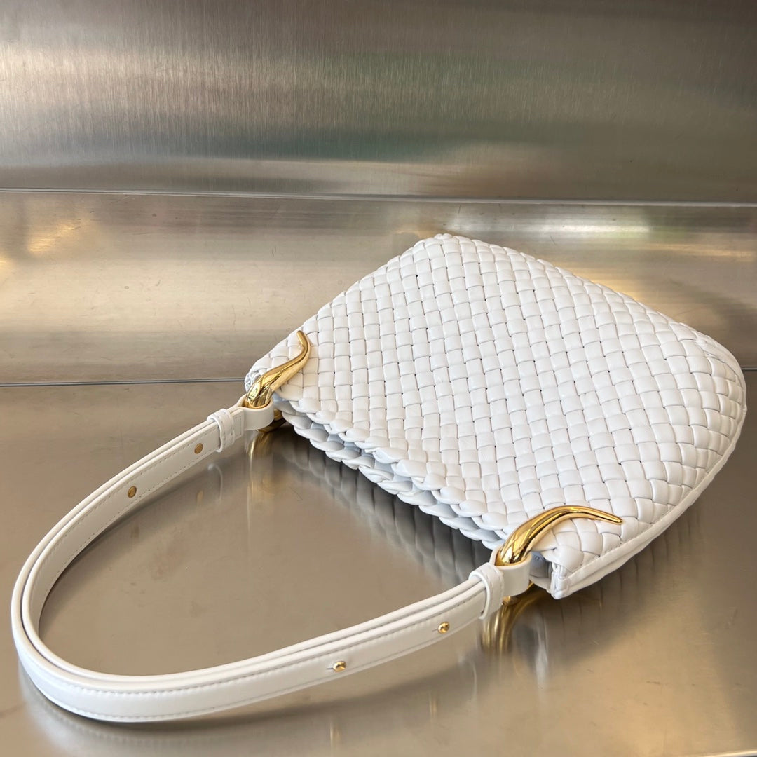 SMALL CLICKER 27 WHITE LAMBSKIN