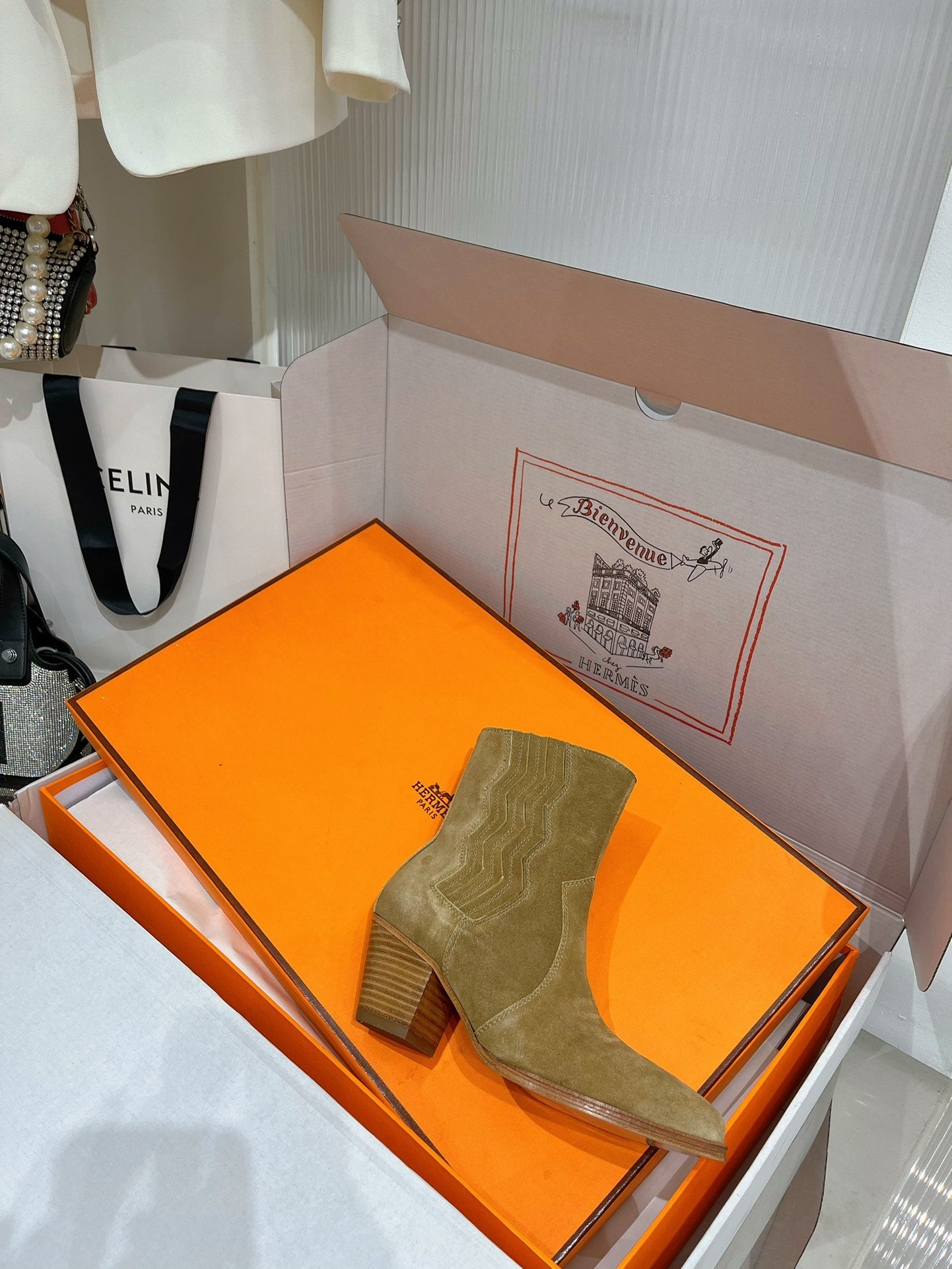 vegas ankle boot khaki suede