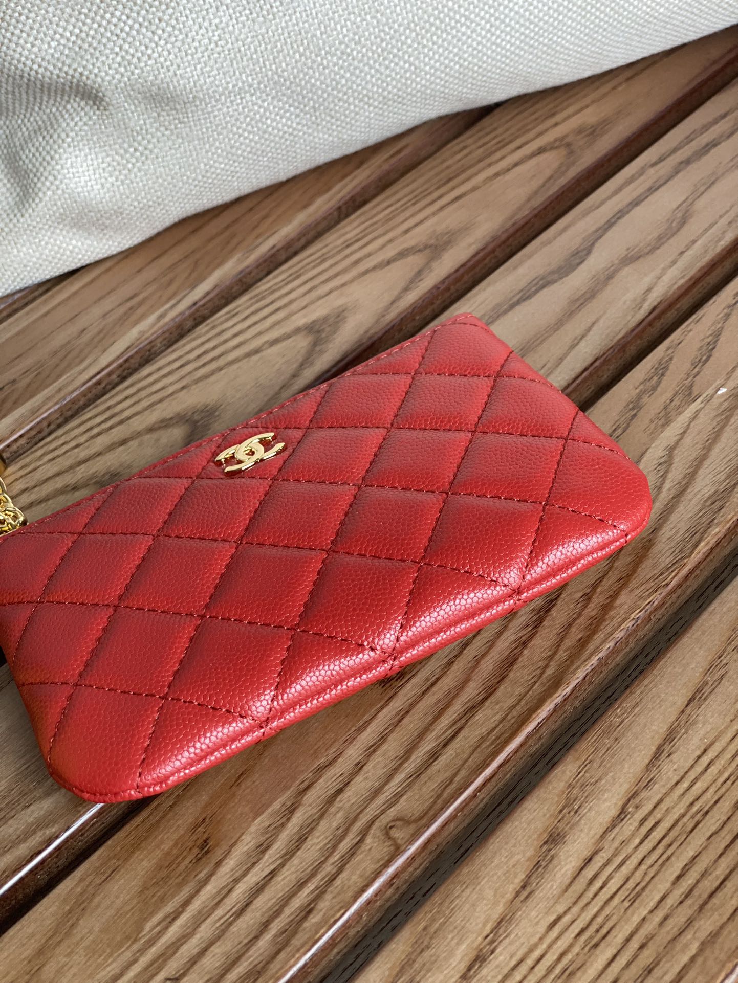 cc zipped wallet 14cm red caviar gold hardware