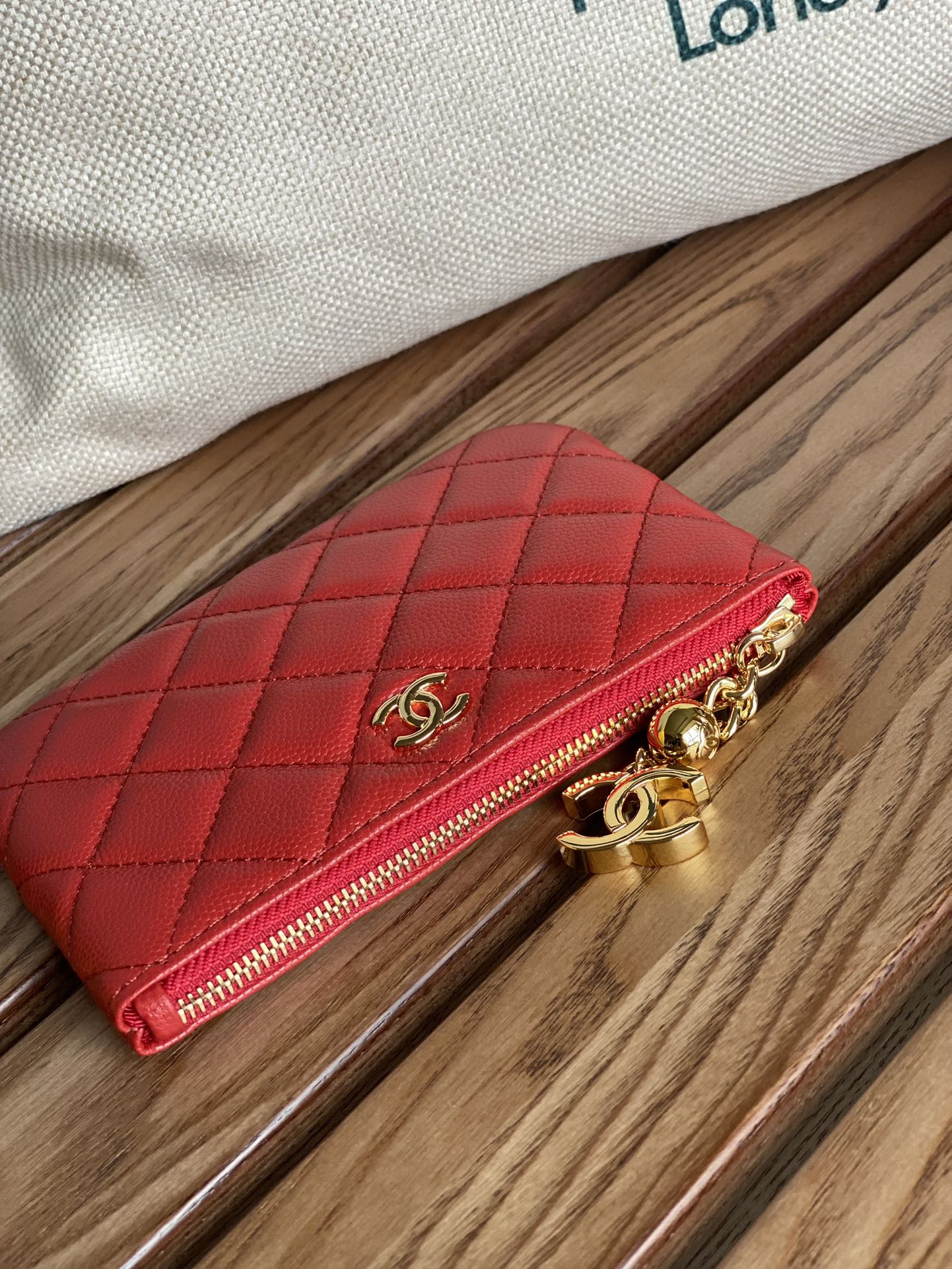 cc zipped wallet 14cm red caviar gold hardware