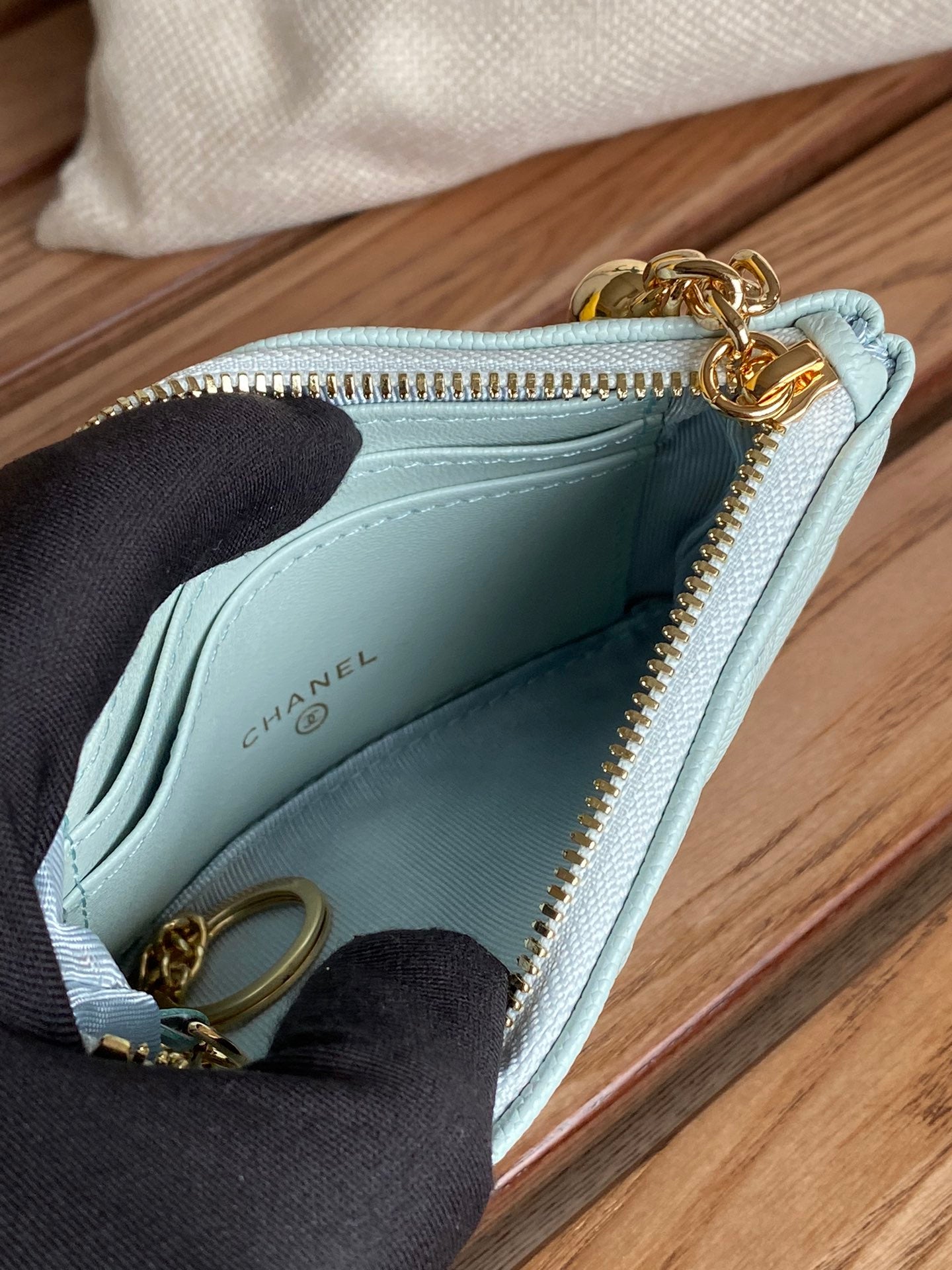 cc zipped wallet 14cm light cloud blue caviar gold hardware