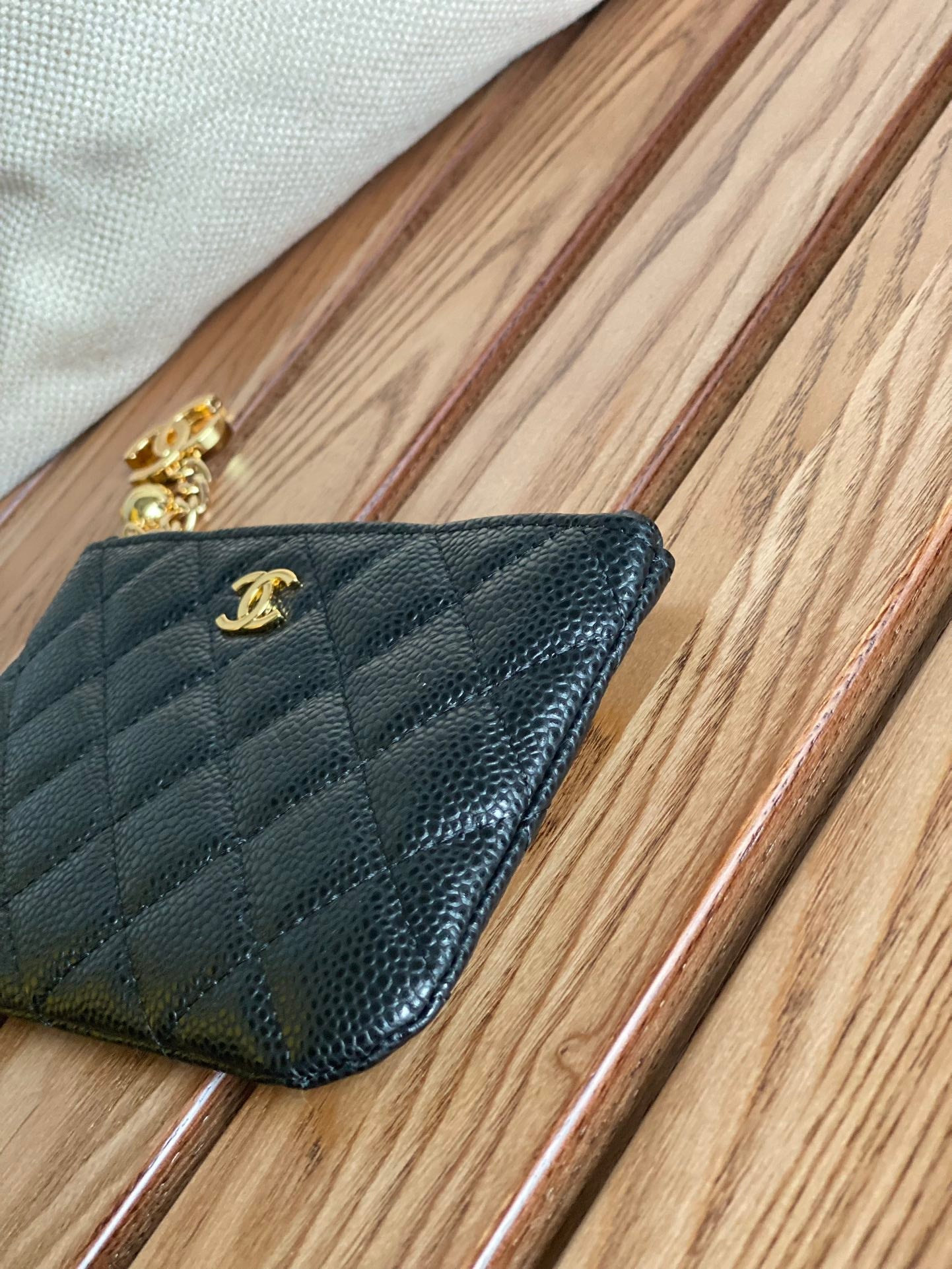 cc zipped wallet 14cm black caviar gold hardware