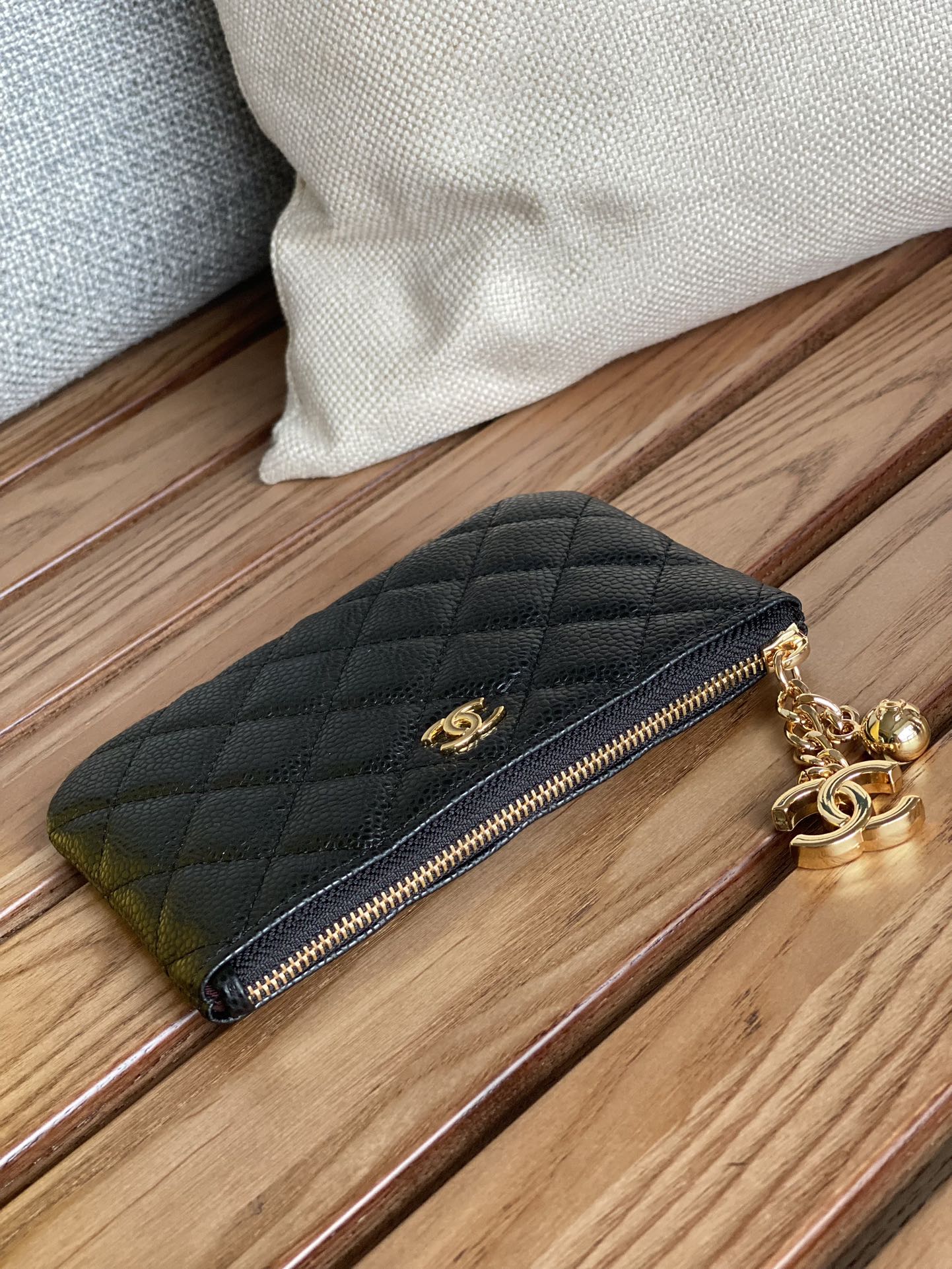 cc zipped wallet 14cm black caviar gold hardware