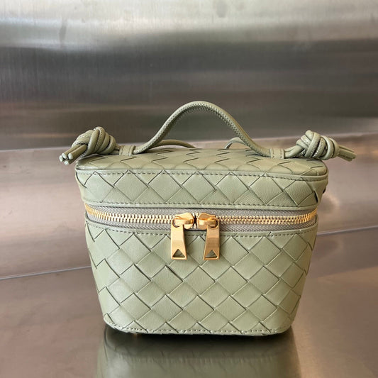 MINI VANITY CASE 18 IN OLIVE GREEN LAMBSKIN