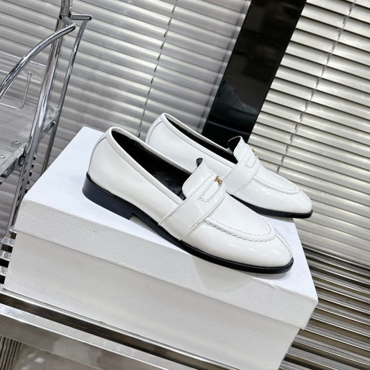 ARC DE TRIOMPHE FLAT LOAFERS SHEEPSKIN WHITE