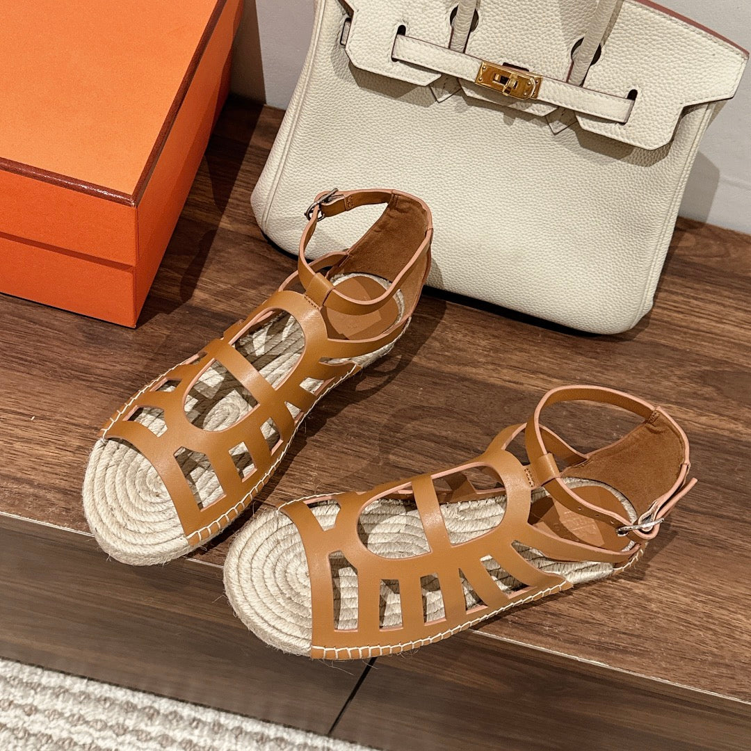 STRAW SOLE SANDAL CARAMEL LAMBSKIN