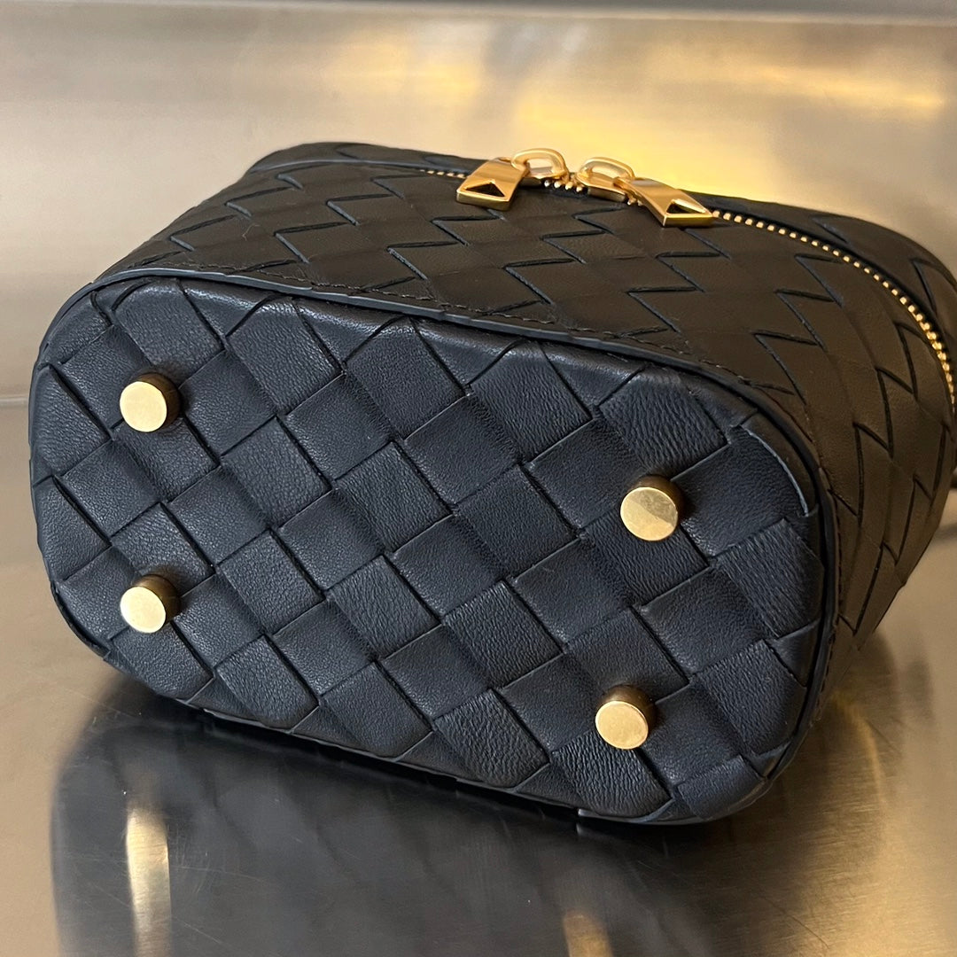 MINI VANITY CASE 18 IN BLACK LAMBSKIN