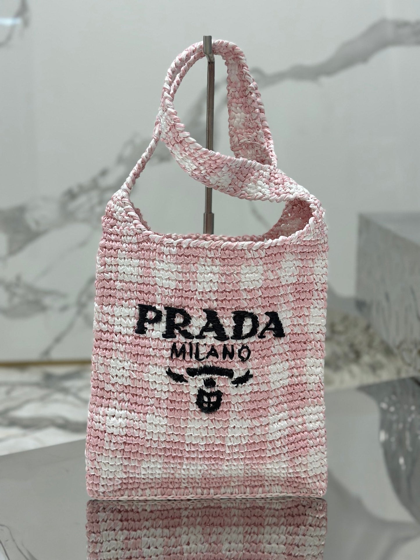 SMALL TOTE BAG 29 IN PINK MIX WHITE AND BLACK WOVEN RAFFIA