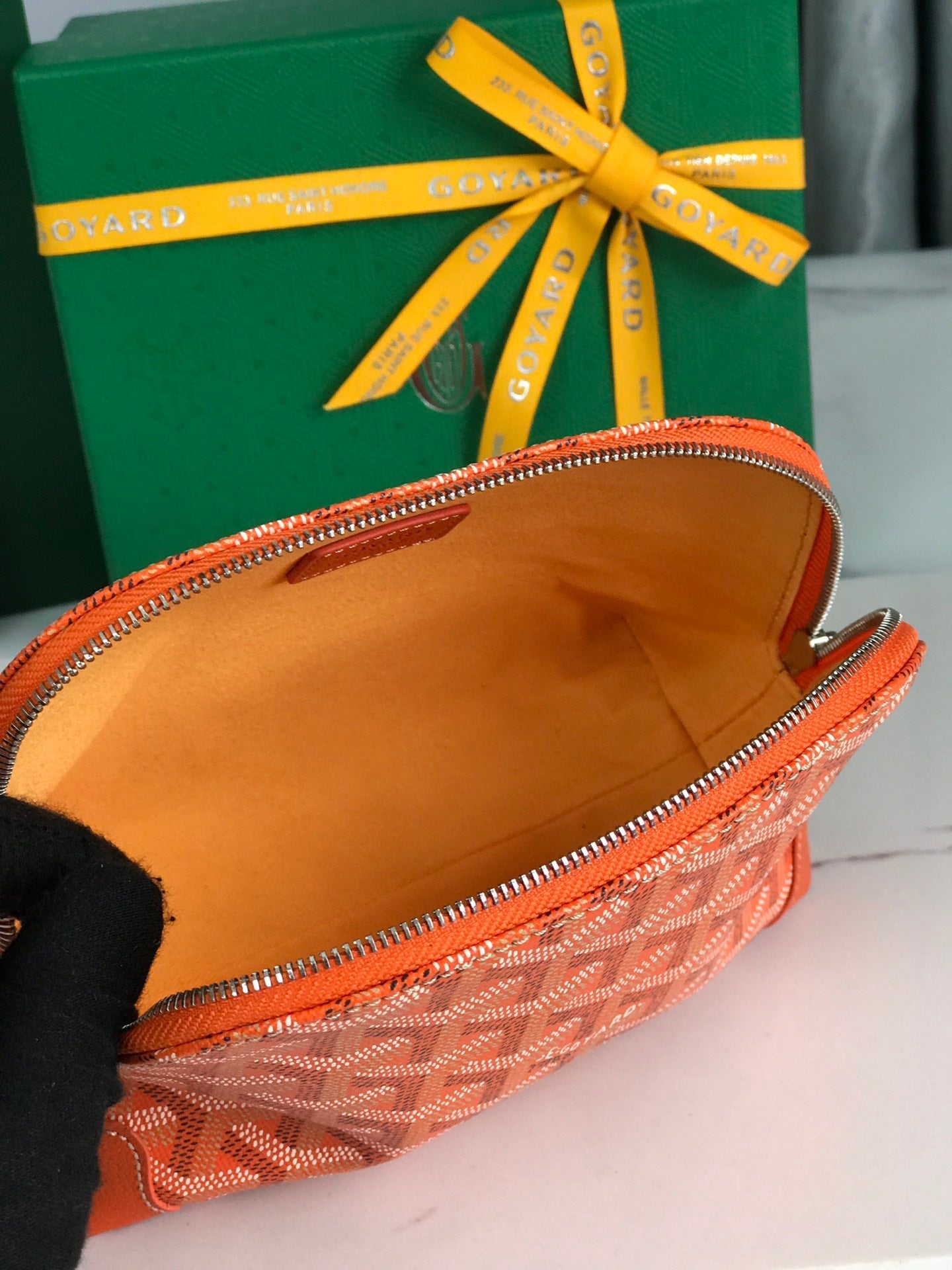 VENDÔME COSMETIC POUCH 17 IN ORANGE GOYARDINE CANVAS AND CALFSKIN TRIM