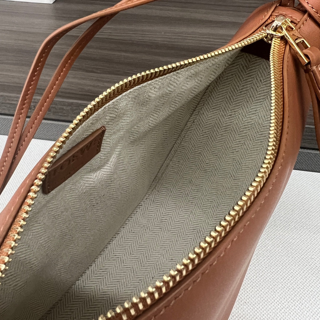 LOE LUNA HOBO 28 BAG IN WARM DESERT CALFSKIN