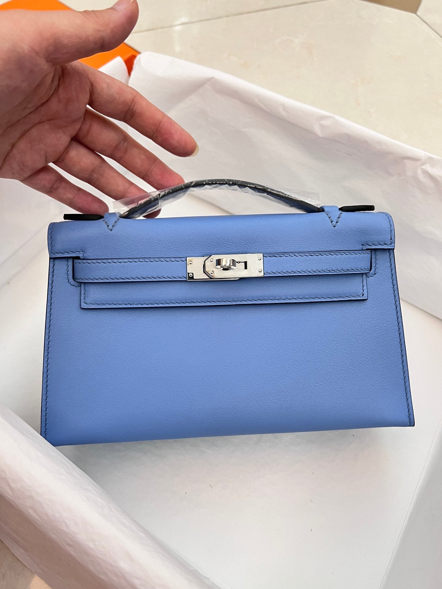 HM KELLY POCHETTE 22CM LIGHT BLUE SWIFT SILVER HARDWARE