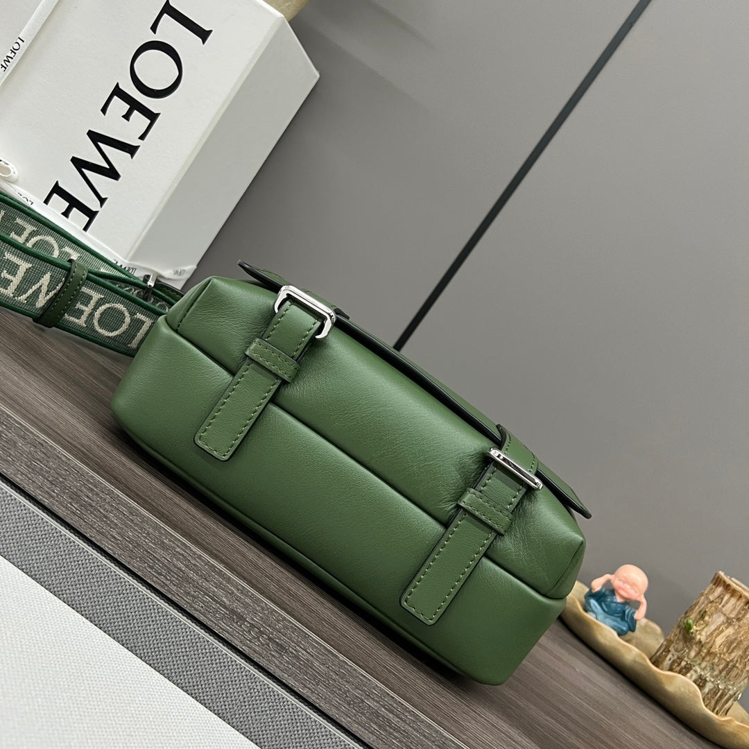 Loew Military Dark Green Leather Messager Bag