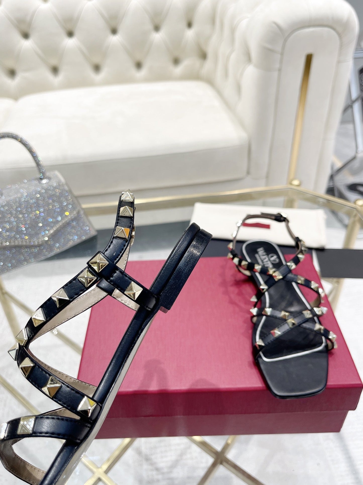 Rockstud 1cm Square Toe Black Leather Sandals