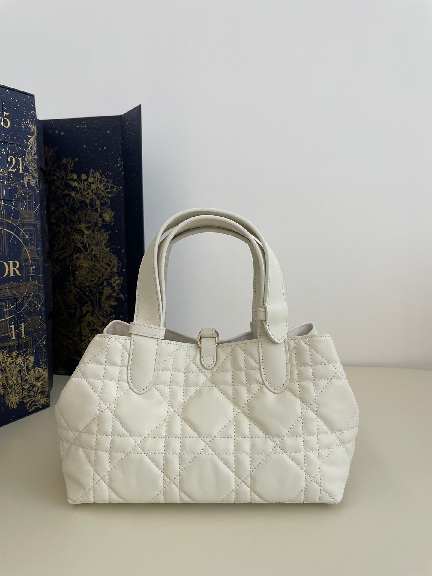 Toujour 23 Bag White Lambskin