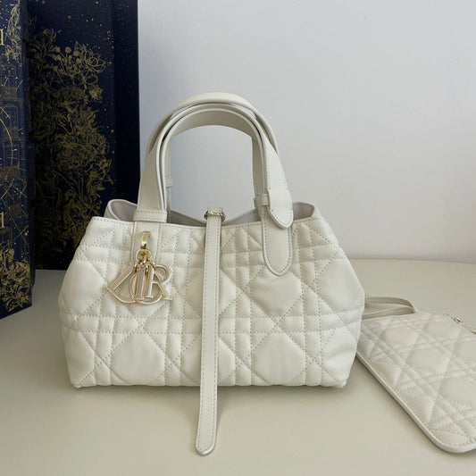 Toujour 23 Bag White Lambskin