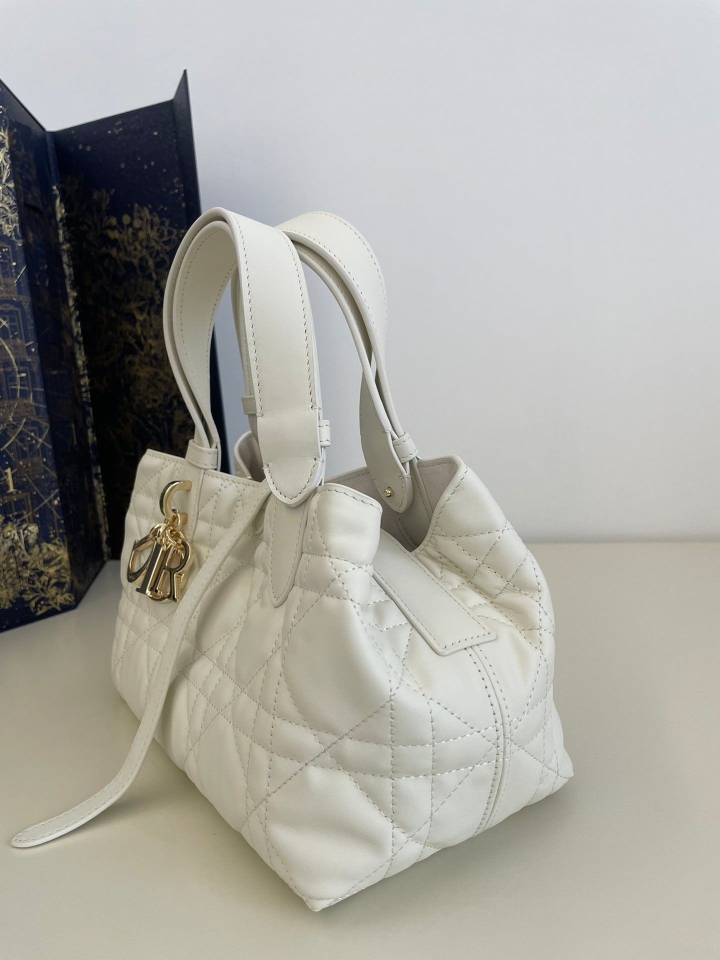 Toujour 23 Bag White Lambskin