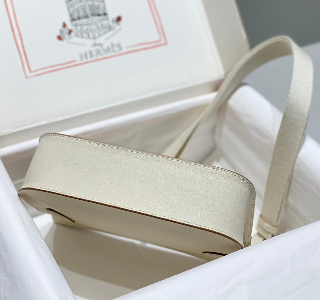 HM JYPSIÈRE MINI 23 CREAM CALFSKIN SILVER HARDWARE