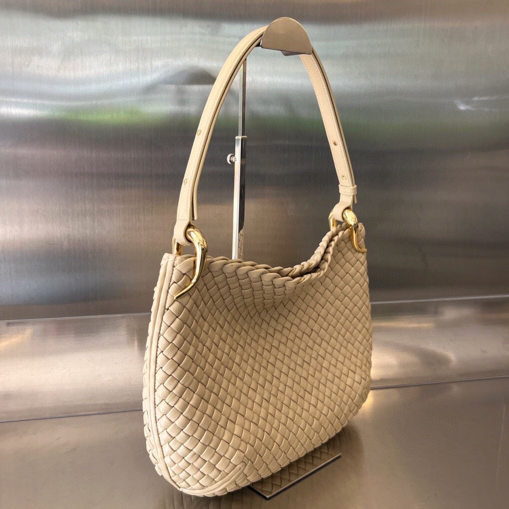 SMALL CLICKER 27 BEIGE LAMBSKIN