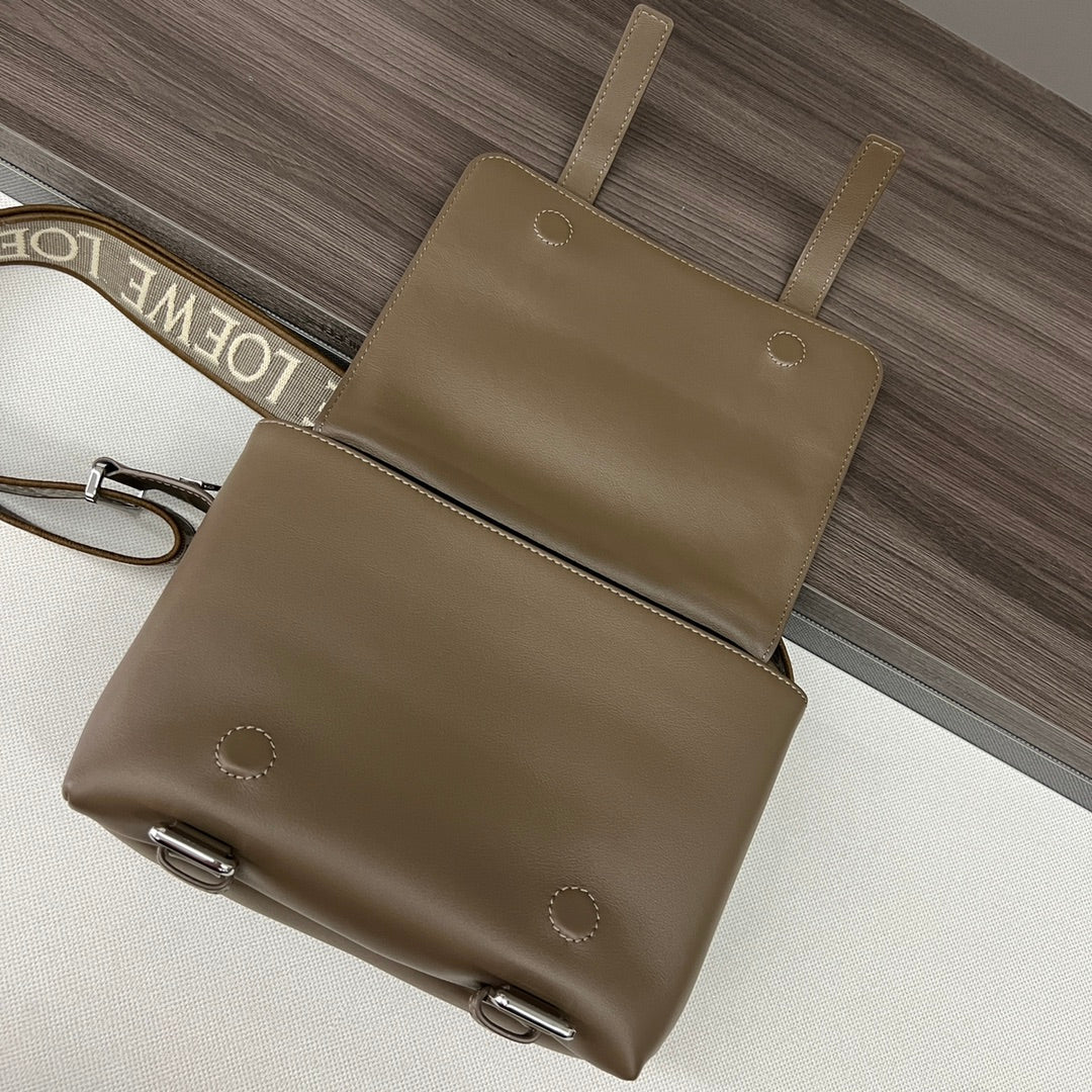 Loew Military Brown Leather Messager Bag