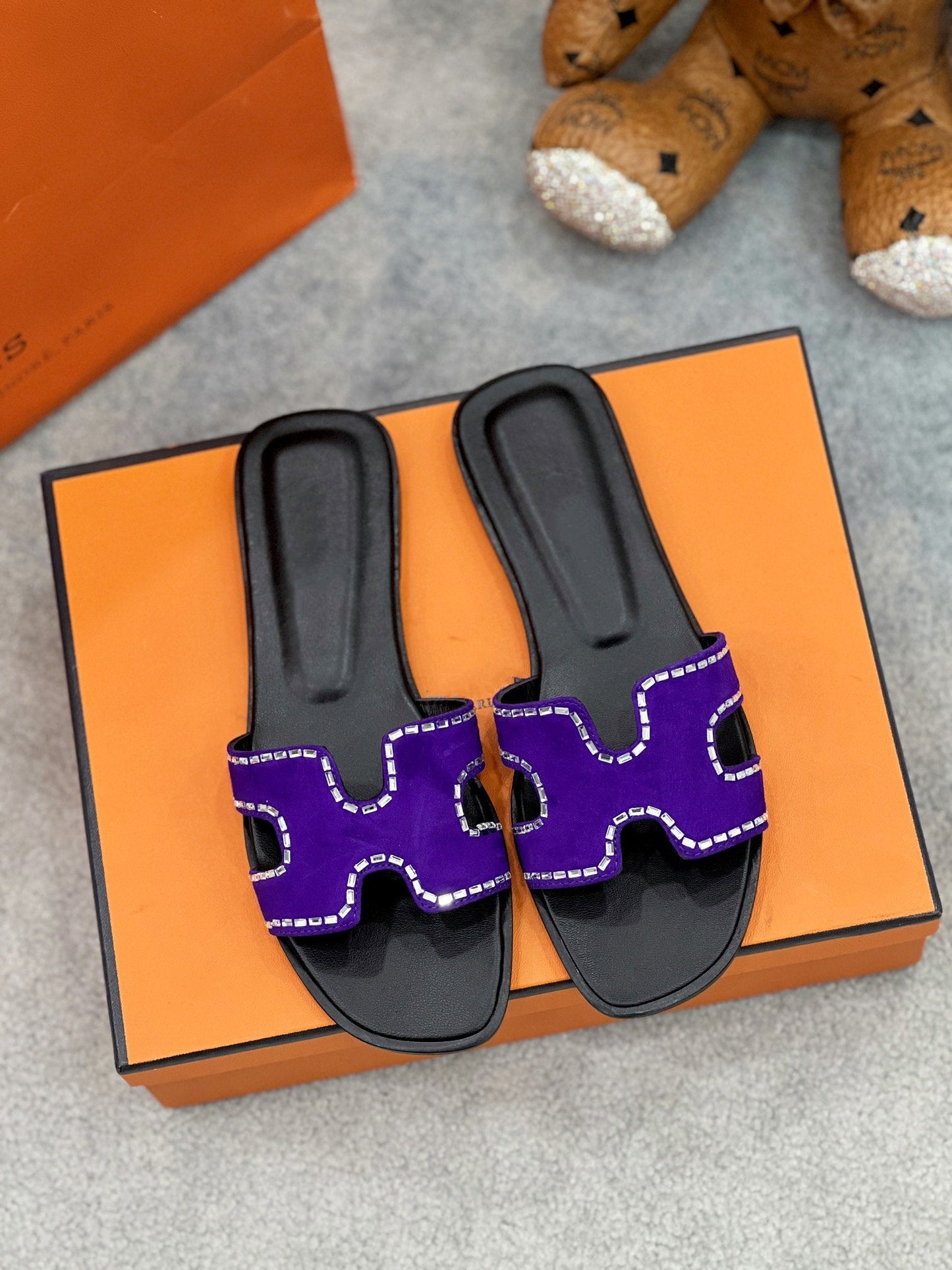 0ran sandal purple black suede goatskin