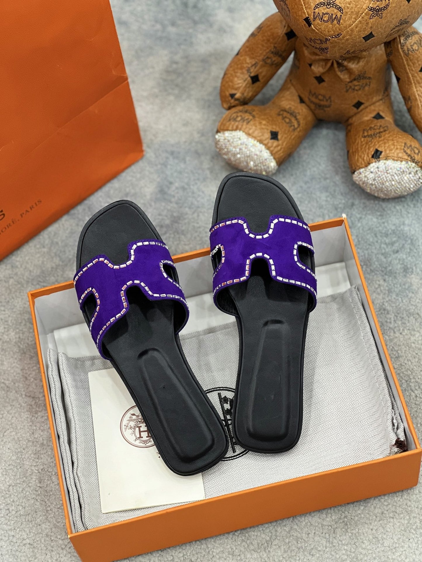 0ran sandal purple black suede goatskin