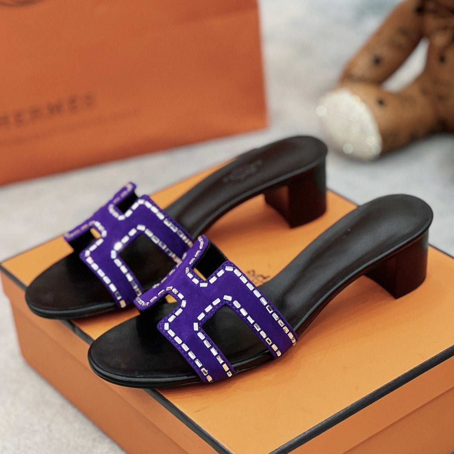 0ran 45 sandal purple black suede goatskin