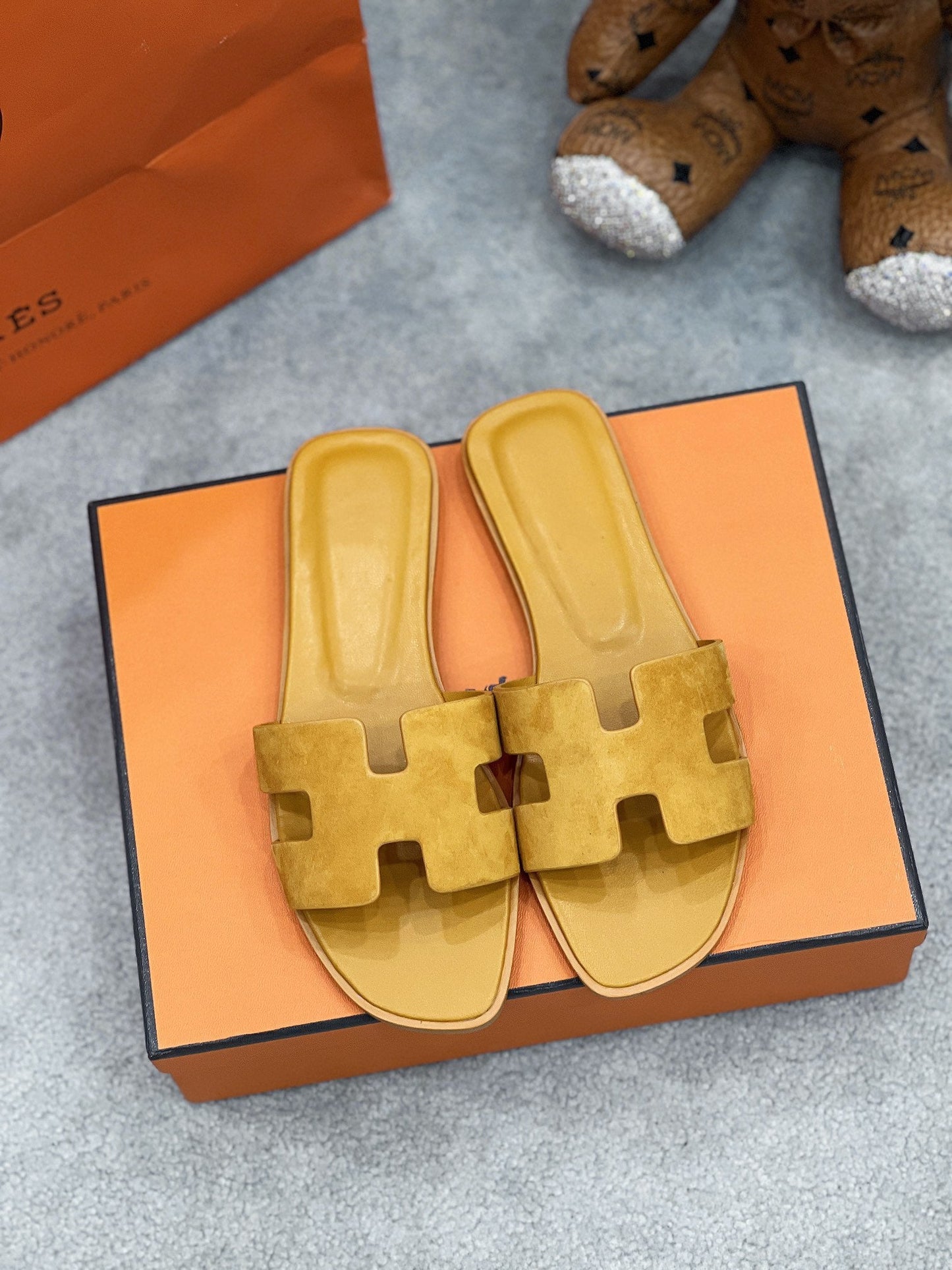 0ran sandal yellow suede goatskin