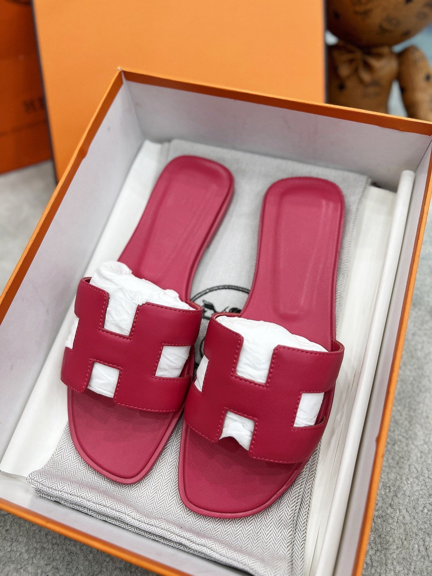 0ran sandal ruby red epsom goatskin