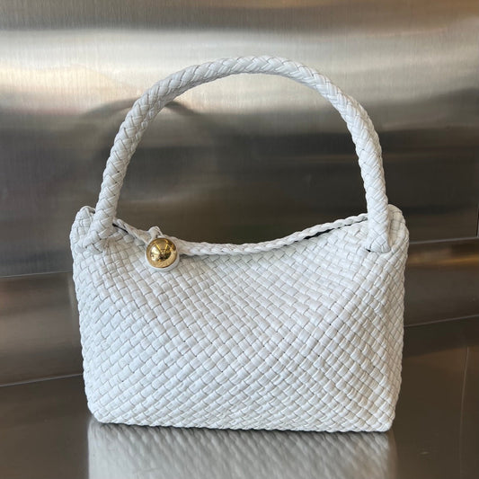 TOSCA 27 BAG IN WHITE CALFSKIN